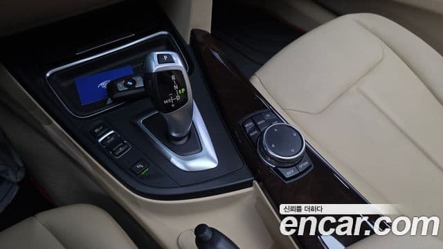 BMW 3시리즈 (F30), 2015 9