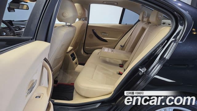 BMW 3시리즈 (F30), 2015 13