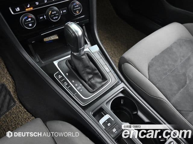 Volkswagen Гольф 7세대, 2014 9