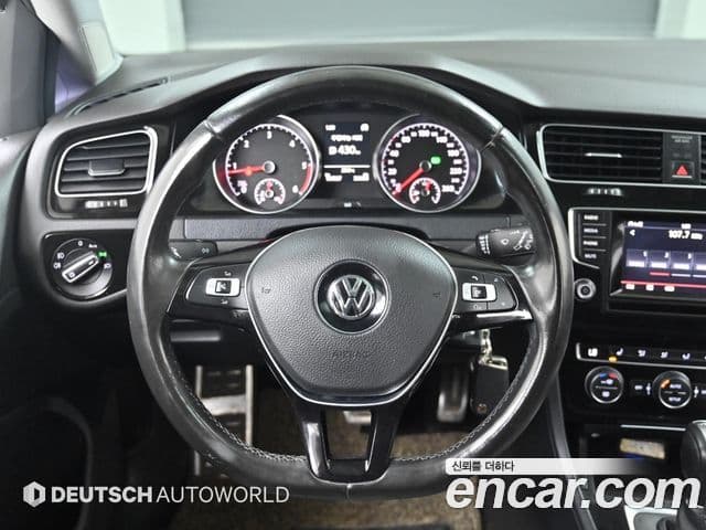 Volkswagen Гольф 7세대, 2014 13