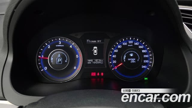 Hyundai i40 살룬 PYL, 2014 8