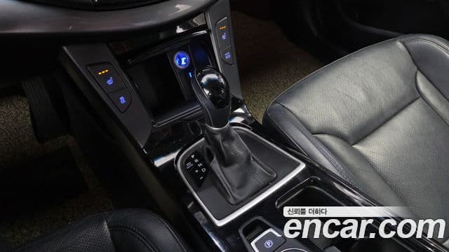 Hyundai i40 살룬 PYL, 2014 9