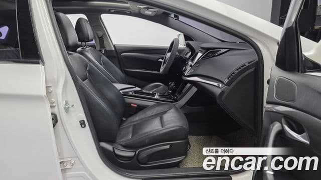 Hyundai i40 살룬 PYL, 2014 10