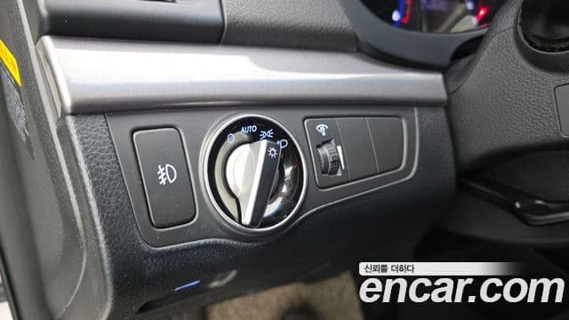 Hyundai i40 살룬 PYL, 2014 17