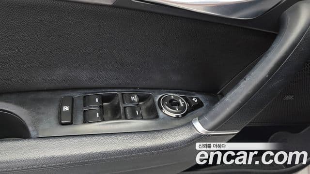 Hyundai i40 살룬 PYL, 2014 18