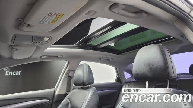 Hyundai i40 살룬 PYL, 2014 19