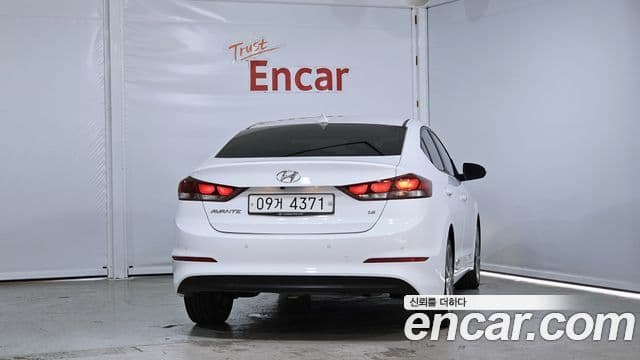 Hyundai Avante AD 1.6 GDI Value Plus, 2018 4