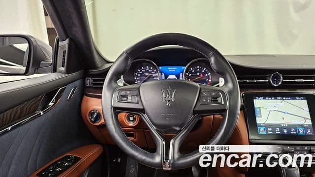 Maserati Quattroporte 3.0 V6 GranLusso, 2019 13