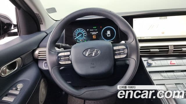 Hyundai NEXO Premium, 2022 13