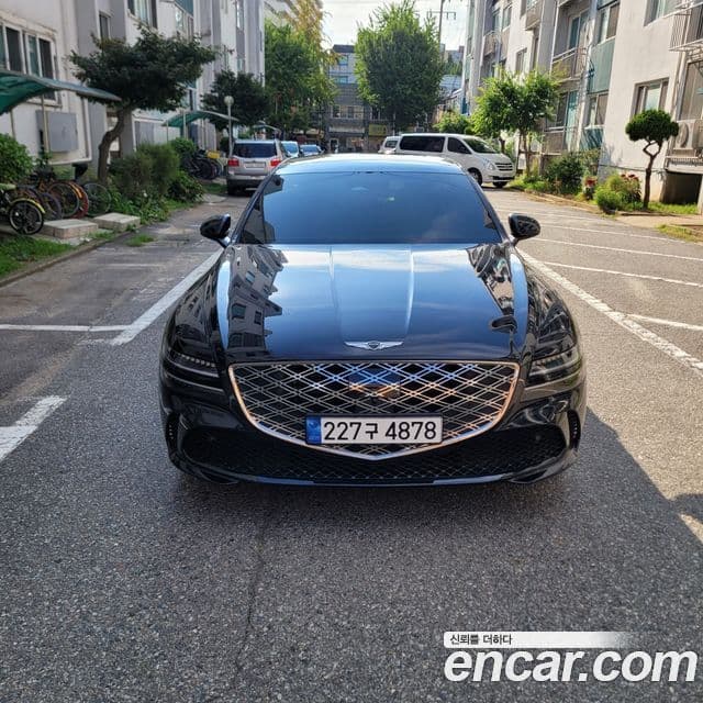 Genesis G80 (RG3) бензин 2.5 турбо AWD, 2025 1