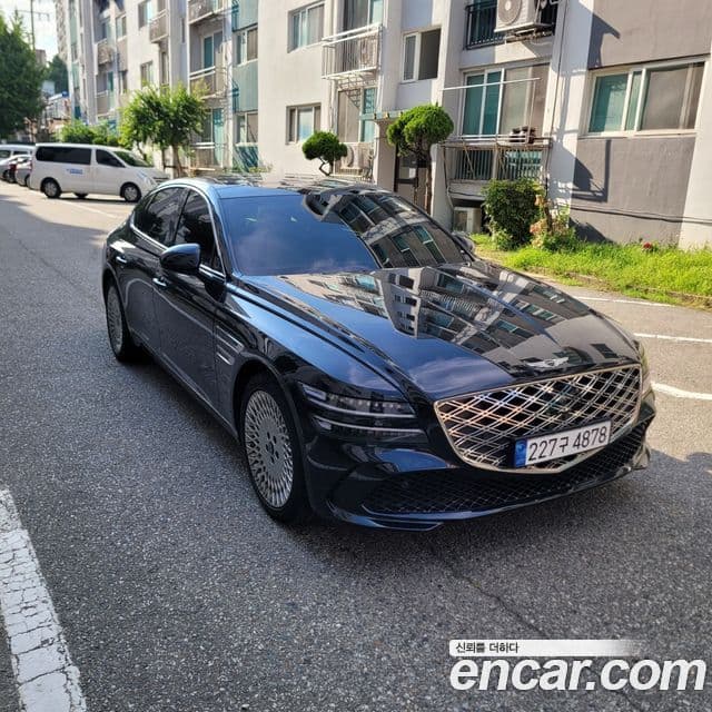 Genesis G80 (RG3) бензин 2.5 турбо AWD, 2025 3