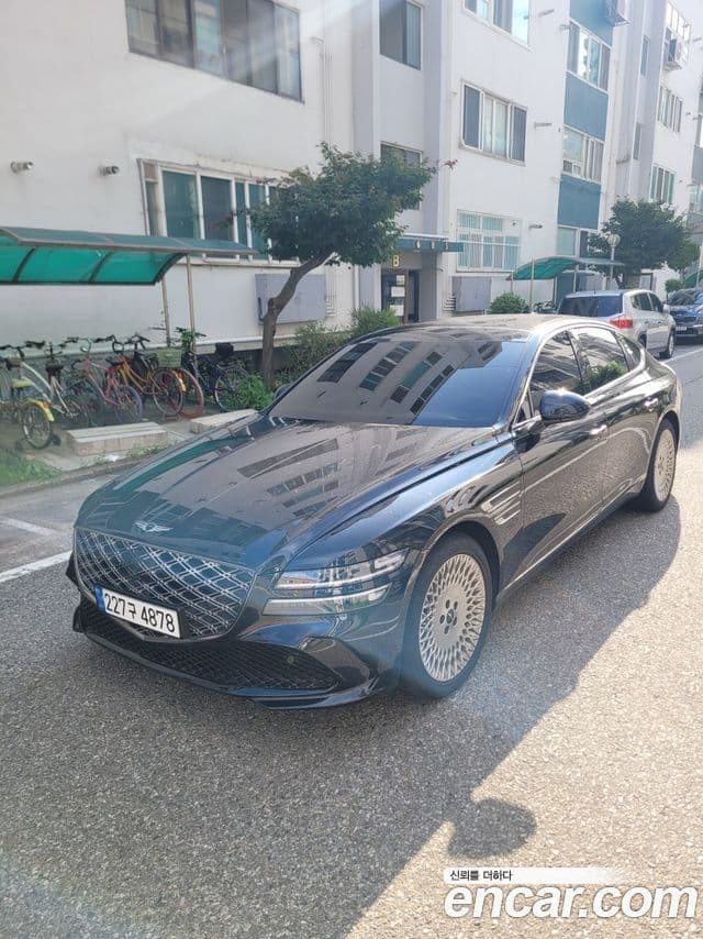 Genesis G80 (RG3) бензин 2.5 турбо AWD, 2025 6