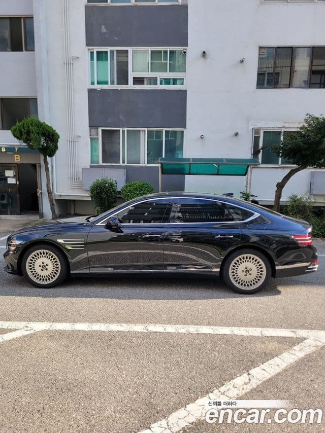 Genesis G80 (RG3) бензин 2.5 турбо AWD, 2025 8