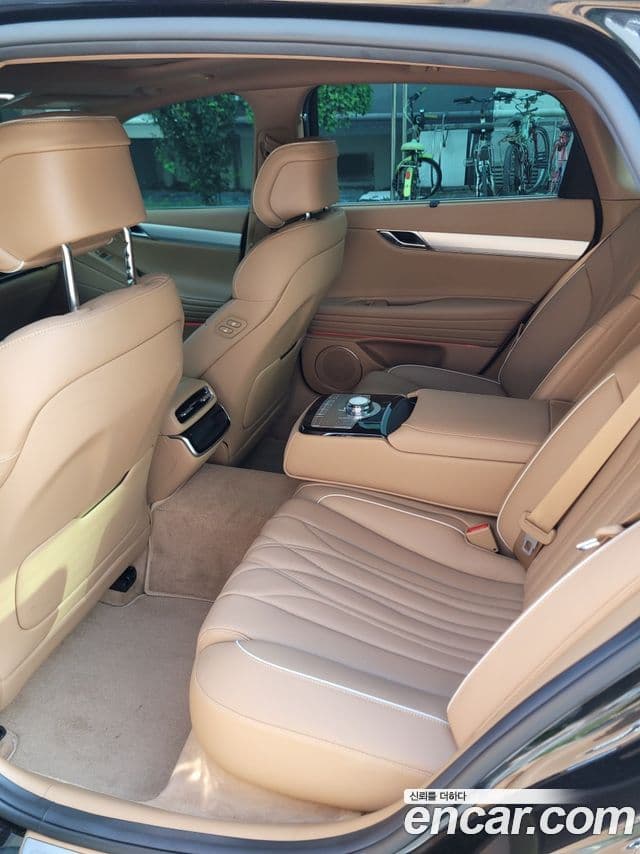 Genesis G80 (RG3) бензин 2.5 турбо AWD, 2025 16