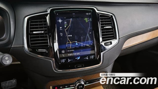 Volvo XC90 2세대 T8 Inscription гибрид, 2017 14