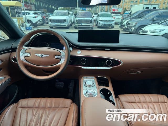 Genesis GV70, 2023 7