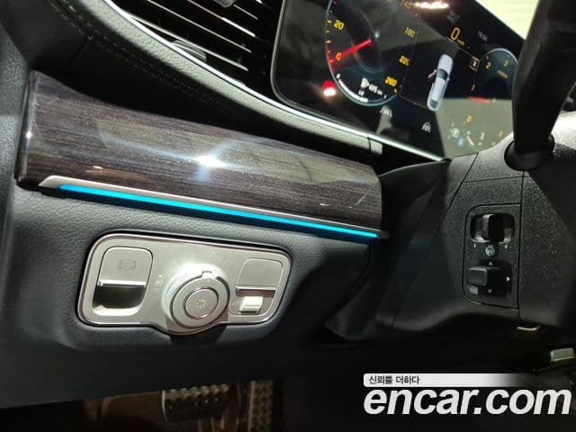 Mercedes-Benz GLE-класс W167 GLE400d 4MATIC купе, 2023 13