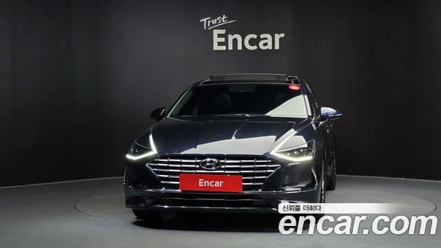 Hyundai Sonata гибрид (DN8) Family, 2021 3