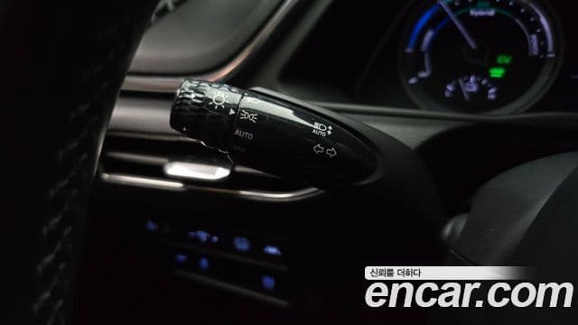 Hyundai Sonata гибрид (DN8) Family, 2021 17