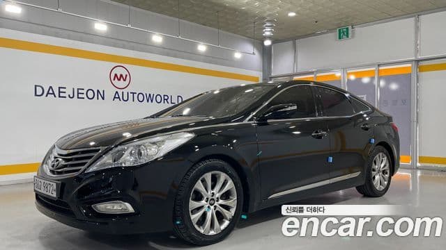 Hyundai Grandeur HG Executive, 2012 3
