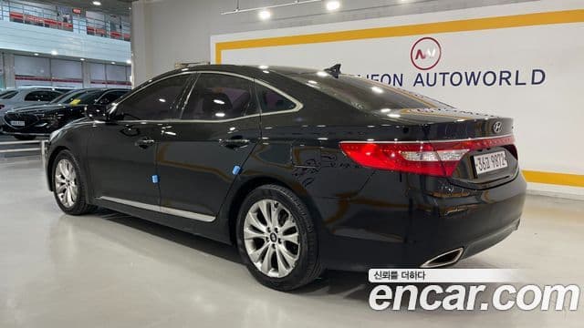 Hyundai Grandeur HG Executive, 2012 6