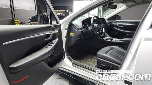 Hyundai Sonata (DN8) Premium Family, 2021 10