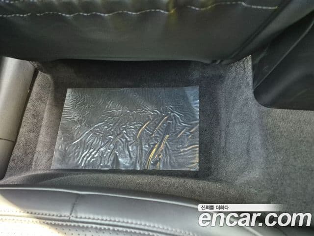 Porsche Macan 95B, 2024 8