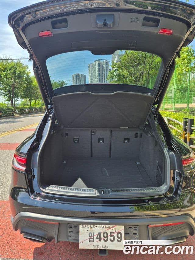 Porsche Macan 95B, 2024 12