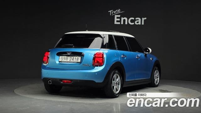 Mini Cooper D 3세대, 2017 2