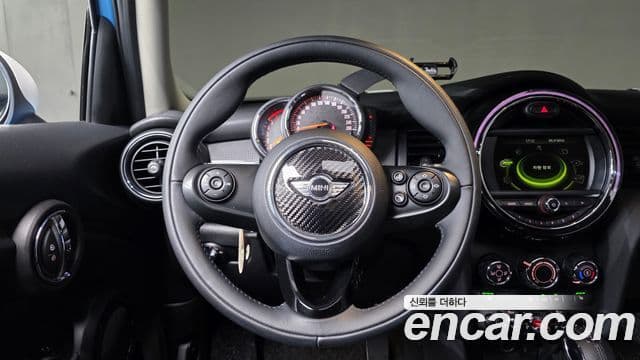 Mini Cooper D 3세대, 2017 14