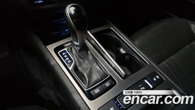 Hyundai Genesis DH Modern, 2016 9