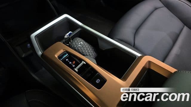 KG모빌리티(SsangYong) Torres EVX E7, 2025 9