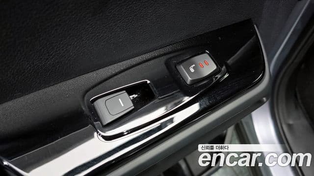 KG모빌리티(SsangYong) Torres EVX E7, 2025 17