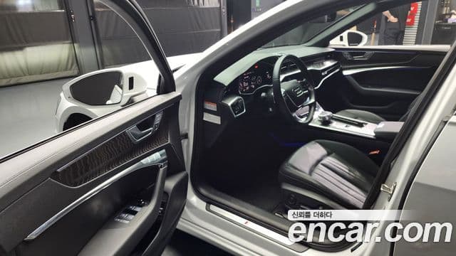 Audi A6 (C8) Premium, 2023 10