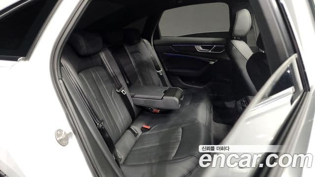 Audi A6 (C8) Premium, 2023 12