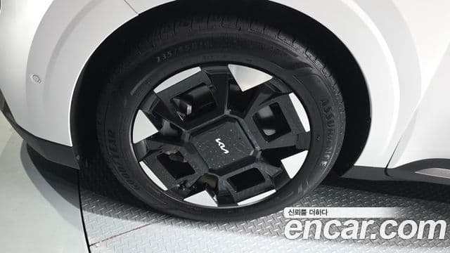 Kia The / новый New Carnival 4세대 бензин 9인승 High Limousine (компания по спецнадстройкам), 2024 все фото