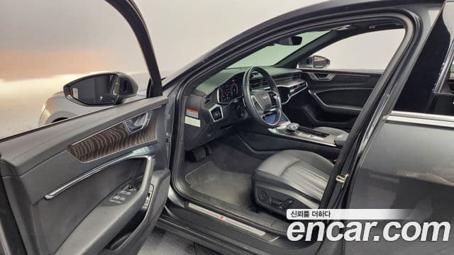 Audi A6 (C8) Premium, 2023 10