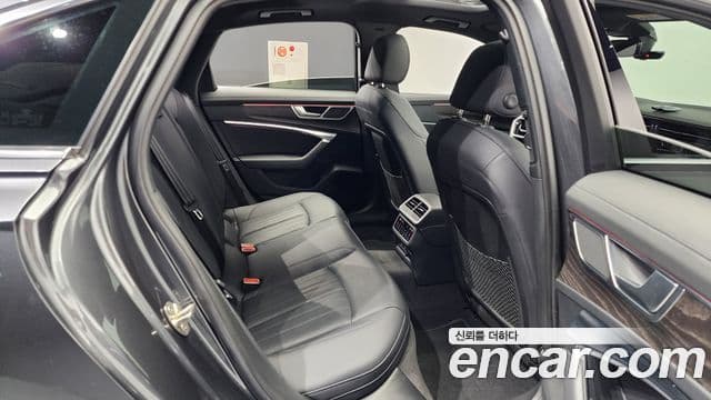 Audi A6 (C8) Premium, 2023 12