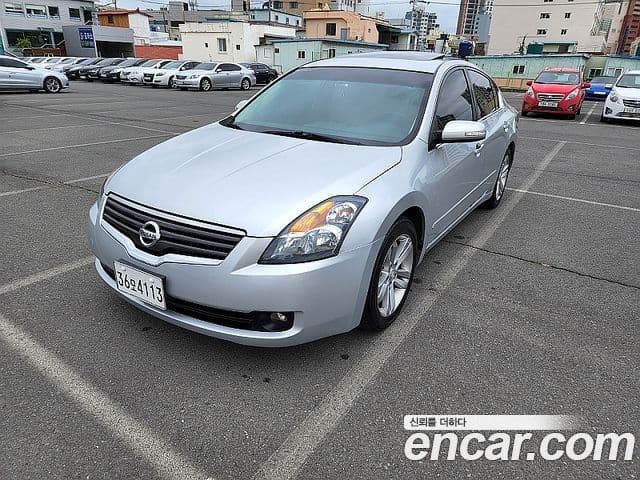 Nissan 알티마 L32, 2009 1