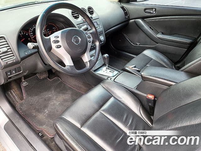 Nissan 알티마 L32, 2009 16