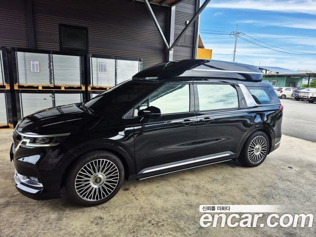 Kia Carnival 4세대 бензин 9인승 High Limousine(компания по спецнадстройкам), 2023 4