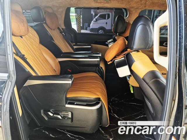 Kia Carnival 4세대 бензин 9인승 High Limousine(компания по спецнадстройкам), 2023 9