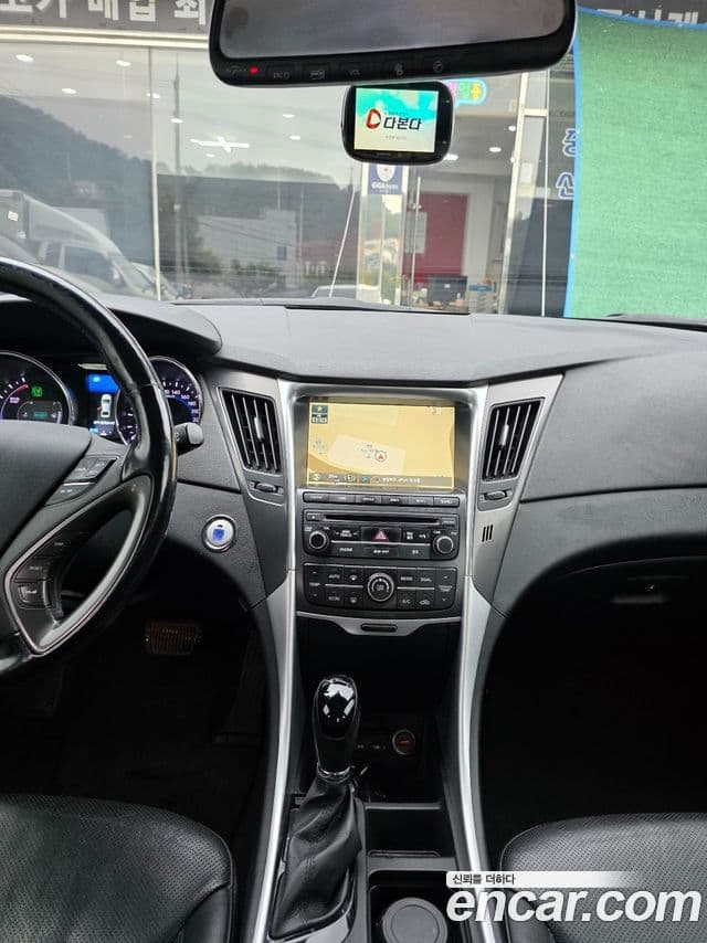 Hyundai Sonata гибрид Premium, 2014 все фото