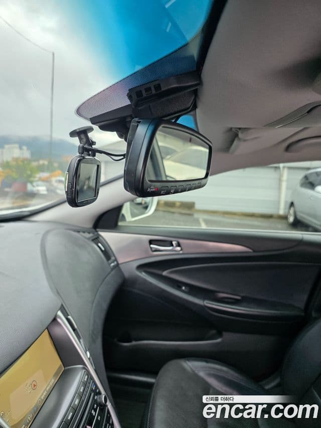 Hyundai Sonata гибрид Premium, 2014 8