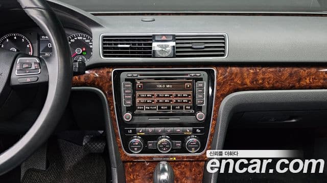 Volkswagen The / новый New Passat B7, 2013 15