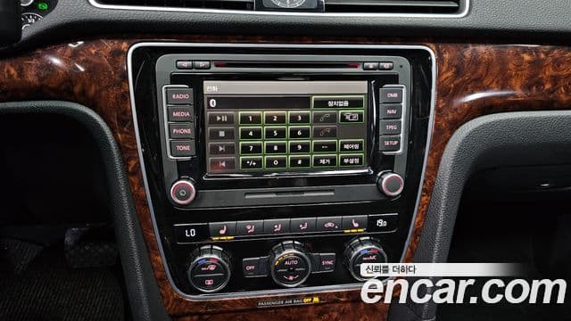 Volkswagen The / новый New Passat B7, 2013 17