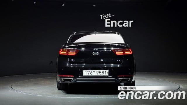 Kia All New K7 2.4 GDI Limited, 2017 4