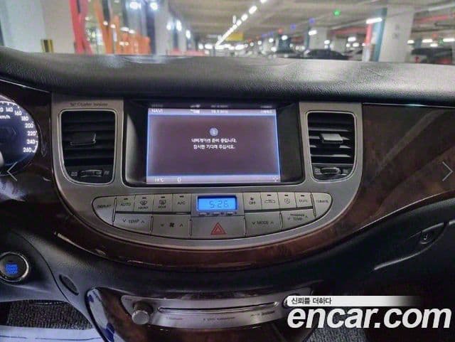 Hyundai Genesis Prime Pack, 2011 11