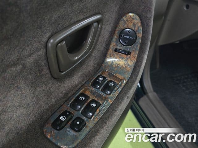 Hyundai Sonata III 1.8 Special Edition, 1998 13