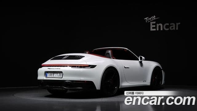 Porsche 911 (992) Carrera 4 GTS кабриолет, 2024 2